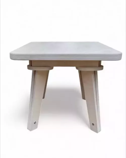 Tisch Mini niedrig weiss border 2 jpg
